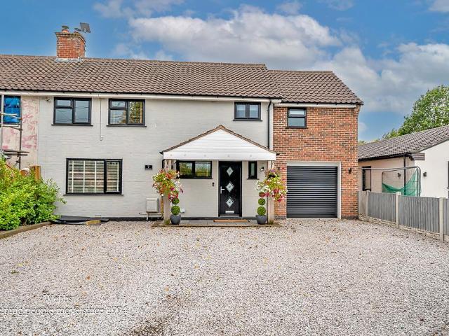 4 bedroom semi detached house for sale