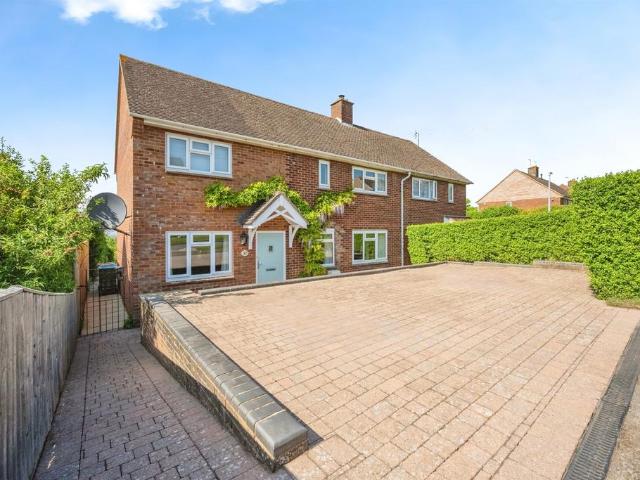 4 bedroom semi detached house for sale