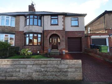 North East, North England - Garden, Equipped kitchen