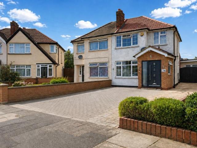 4 bedroom semi detached house for sale
