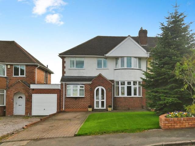 4 bedroom semi detached house for sale