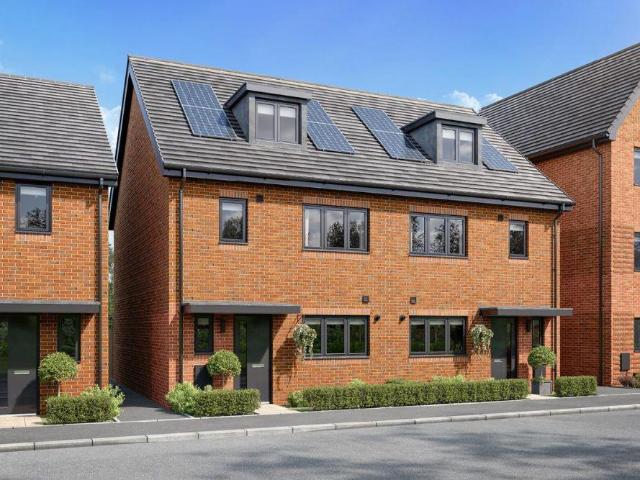 4 bedroom semi detached house for sale