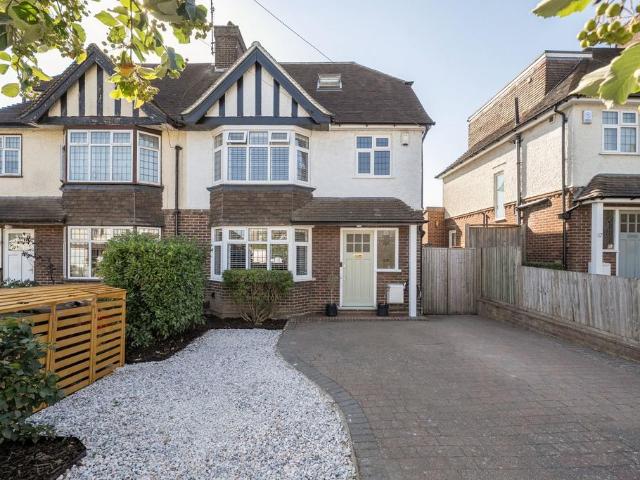 4 bedroom semi detached house for sale
