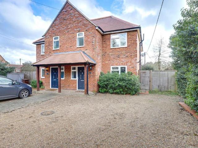 4 bedroom semi detached house for sale