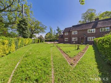 4 bedroom semi detached house for sale