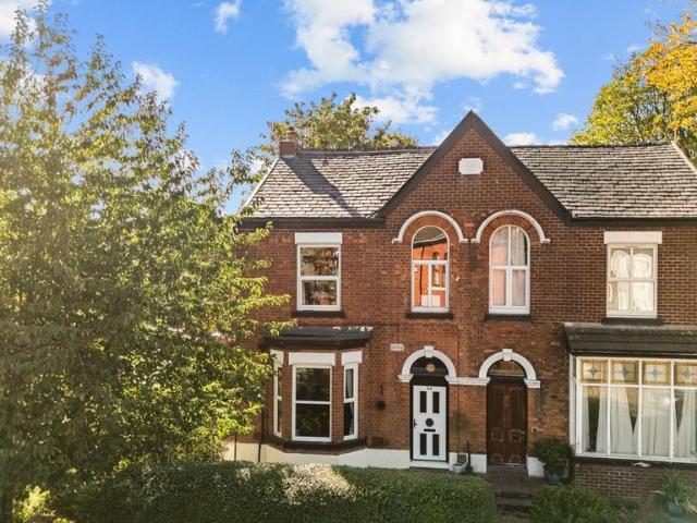 4 bedroom semi detached house for sale