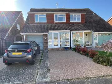 Worthing, West Sussex county, Sussex - Equipped kitchen
