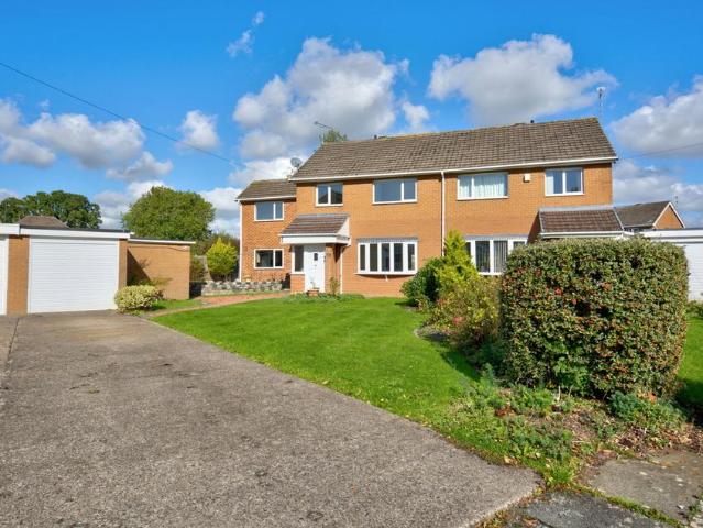 4 bedroom semi detached house for sale