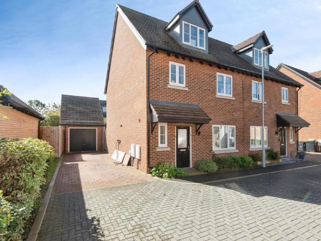 4 bedroom semi detached house for sale