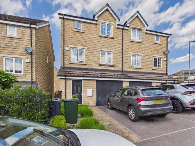 4 bedroom semi detached house for sale
