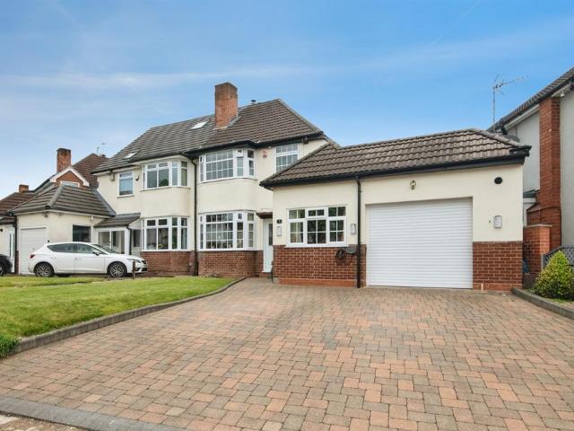 4 bedroom semi detached house for sale
