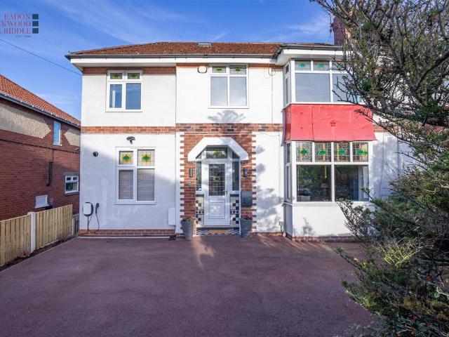 4 bedroom semi detached house for sale