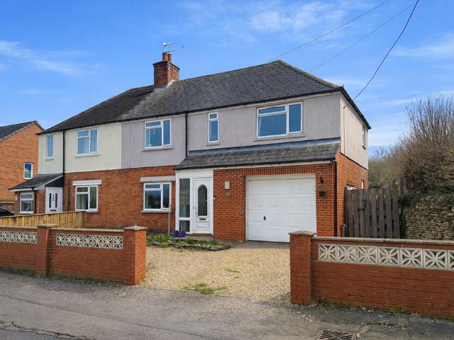4 bedroom semi detached house for sale