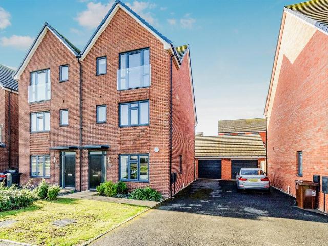 4 bedroom semi detached house for sale
