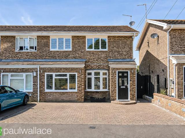 4 bedroom semi detached house for sale