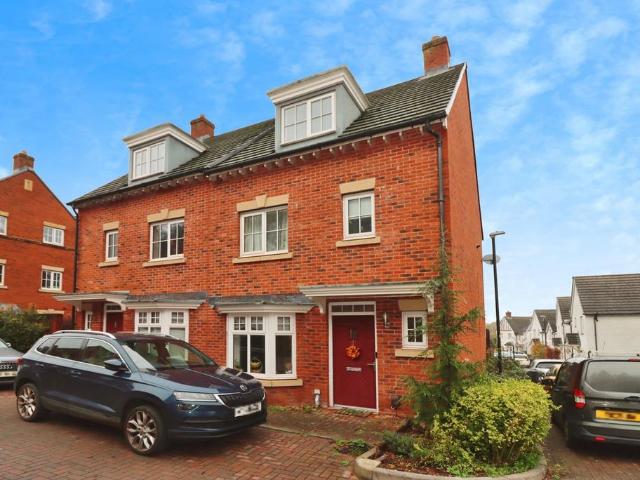 4 bedroom semi detached house for sale