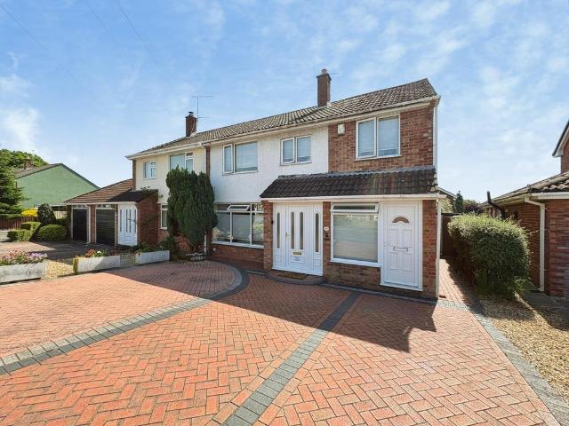 4 bedroom semi detached house for sale