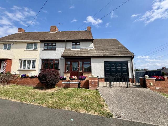 4 bedroom semi detached house for sale