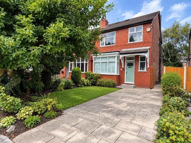 4 bedroom semi detached house for sale