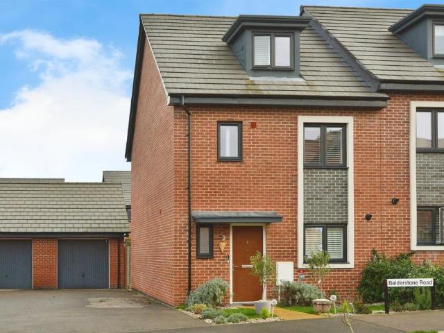4 bedroom semi detached house for sale