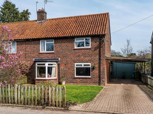 4 bedroom semi detached house for sale
