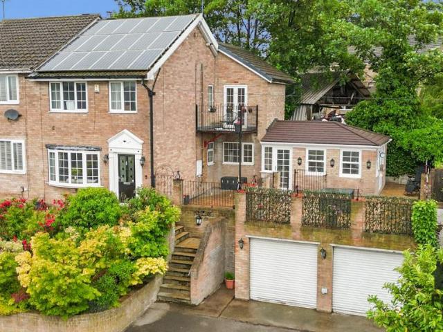 4 bedroom semi detached house for sale