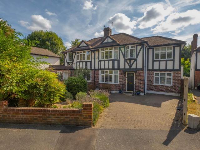 4 bedroom semi detached house for sale
