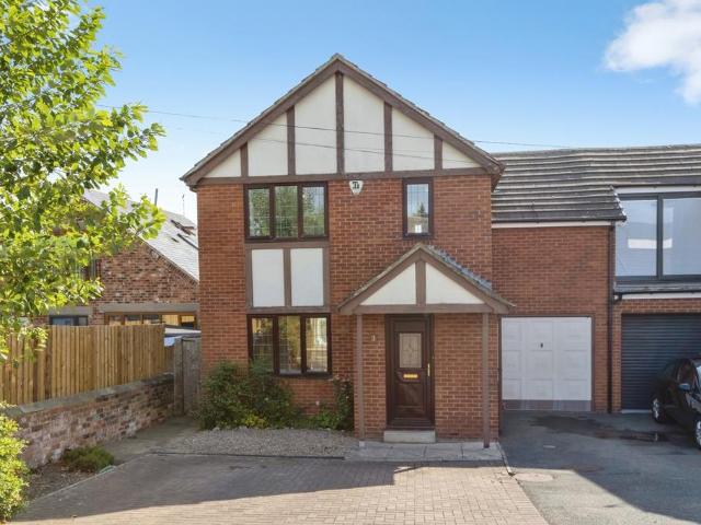 4 bedroom semi detached house for sale
