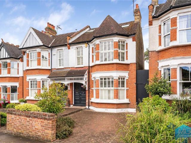 4 bedroom semi detached house for sale