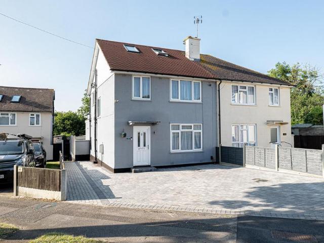 4 bedroom semi detached house for sale