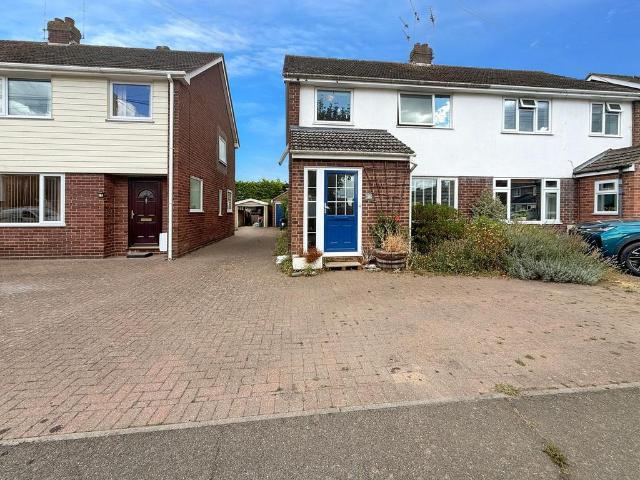 4 bedroom semi detached house for sale