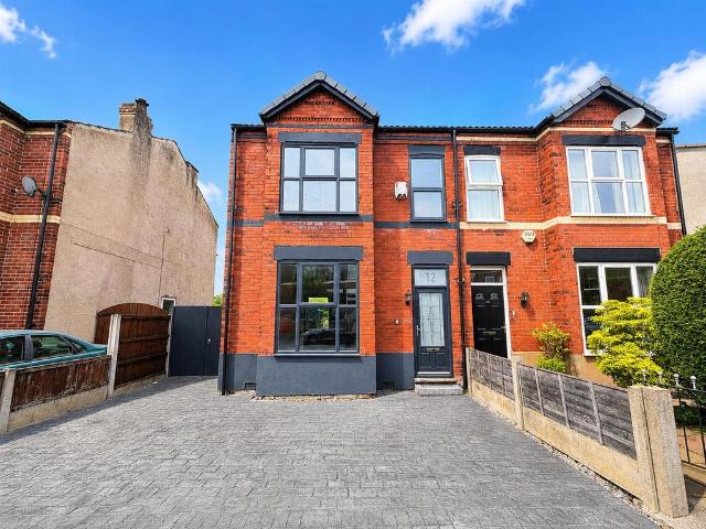 4 bedroom semi detached house for sale