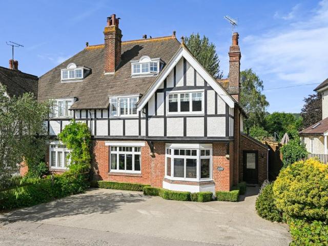 4 bedroom semi detached house for sale