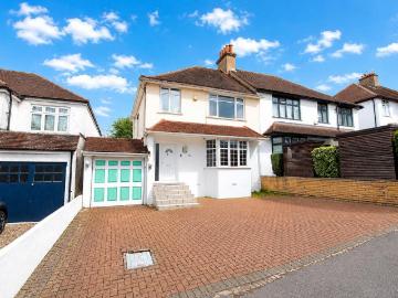 4 bedroom semi detached house for sale