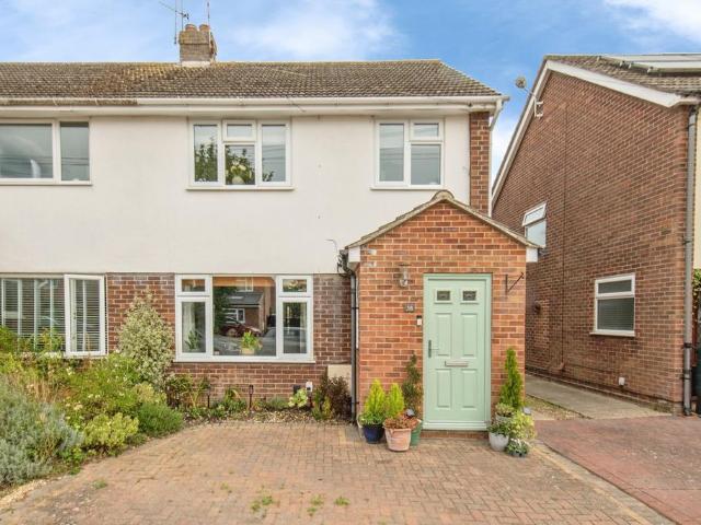 4 bedroom semi detached house for sale