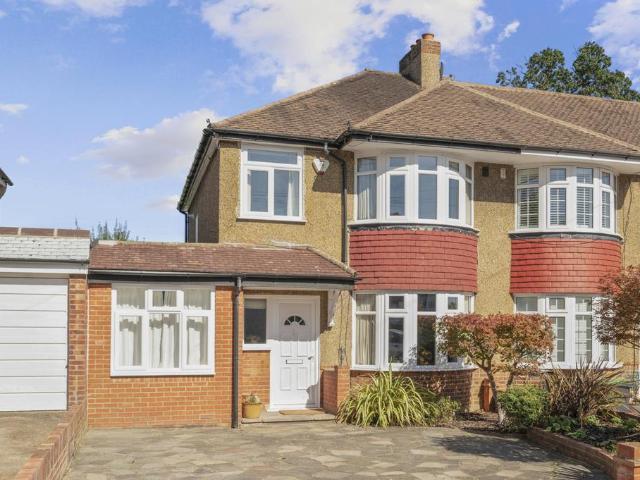 4 bedroom semi detached house for sale