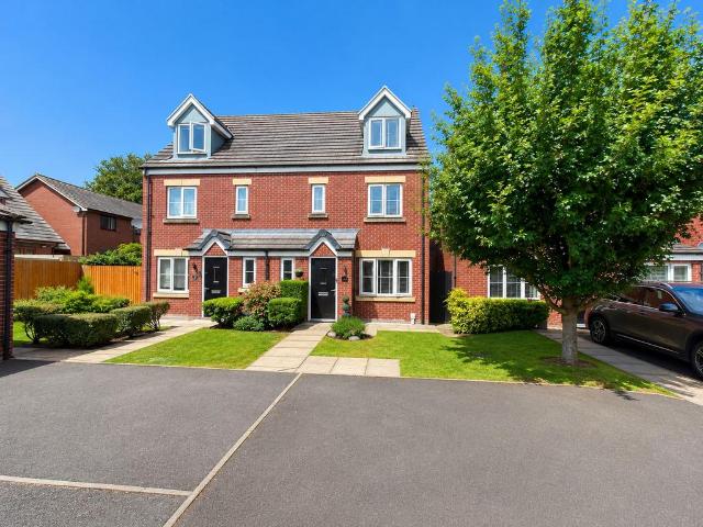 4 bedroom semi detached house for sale