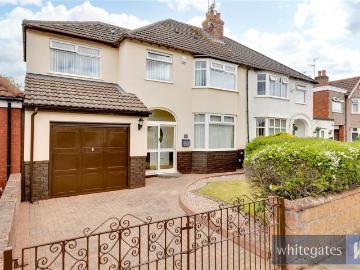 4 bedroom semi detached house for sale