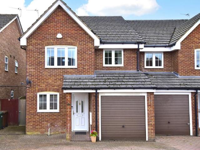 4 bedroom semi detached house for sale