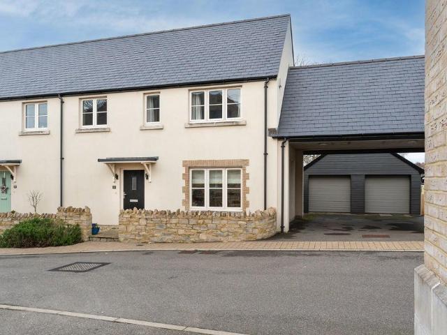 4 bedroom semi detached house for sale