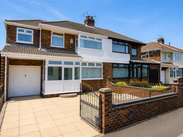 4 bedroom semi detached house for sale