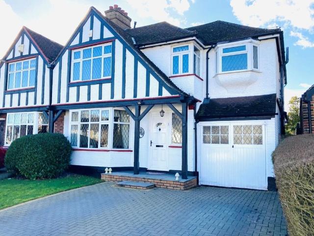 4 bedroom semi detached house for sale