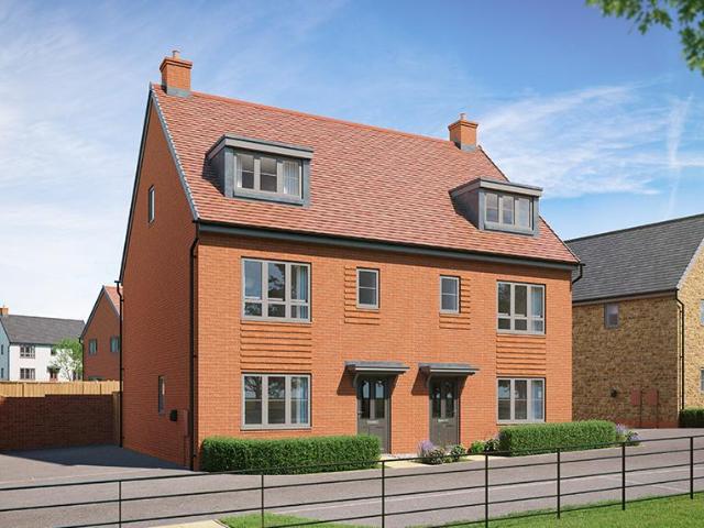 4 bedroom semi detached house for sale