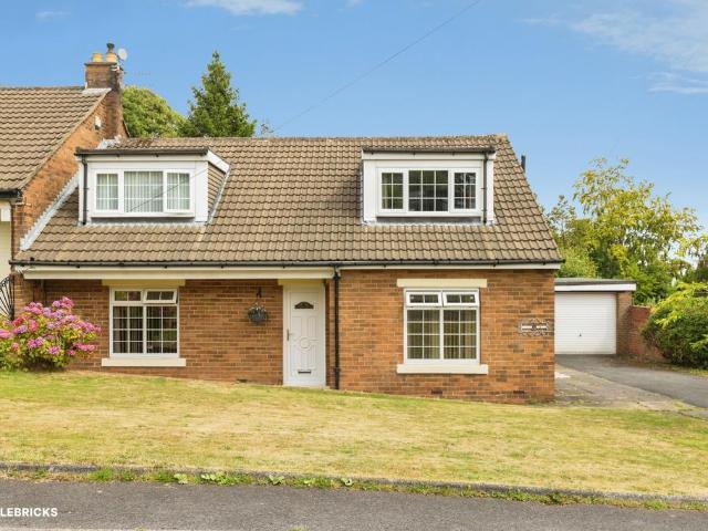 4 bedroom semi detached house for sale