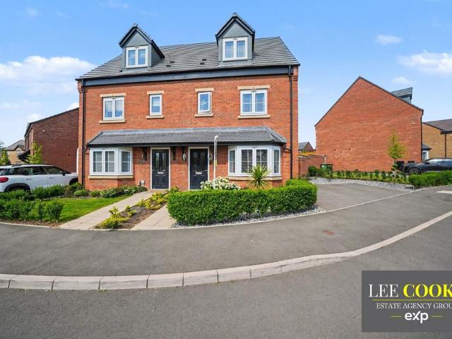 4 bedroom semi detached house for sale