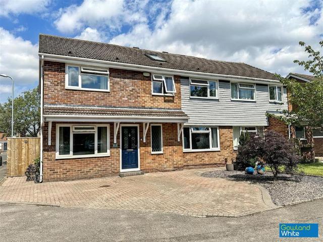 4 bedroom semi detached house for sale