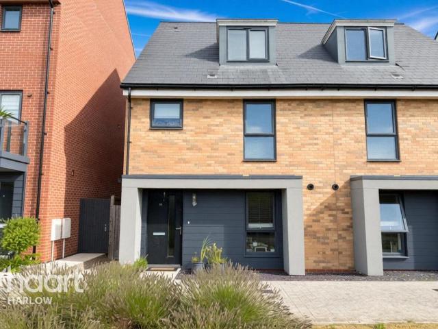 4 bedroom semi detached house for sale