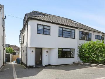 4 bedroom semi detached house for sale