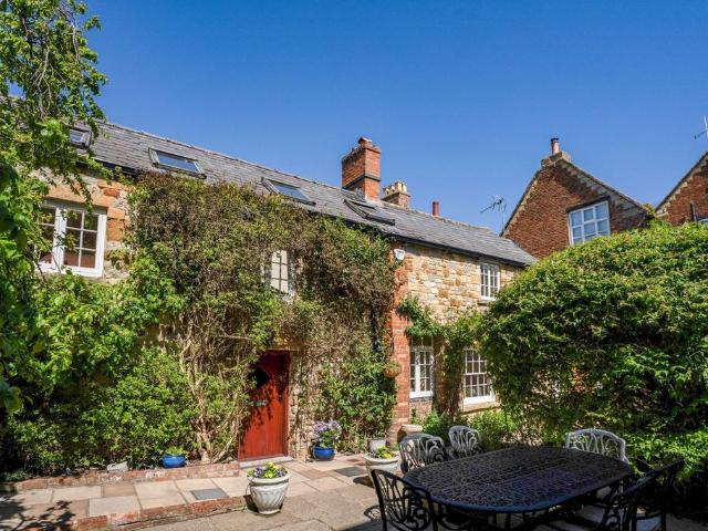 4 bedroom townhouse for sale