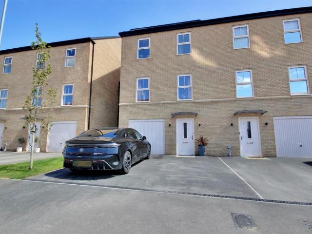 4 bedroom townhouse for sale
